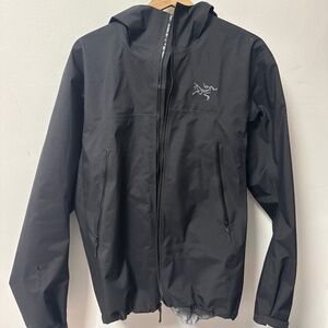 Arc’teryx BETA jacket size small